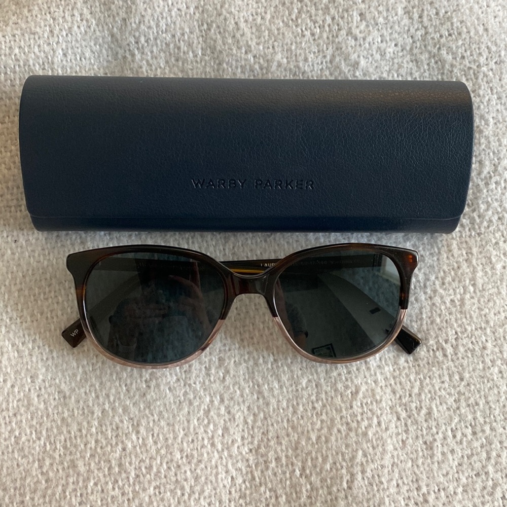Like new Warby Parker Laurel sunglasses